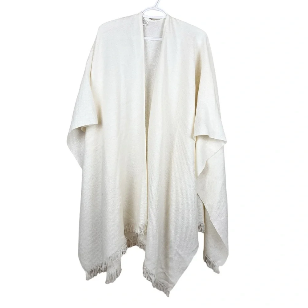 Vintage Glentex Women's Fringed Shawl Wrap White Cream Color Made in USA